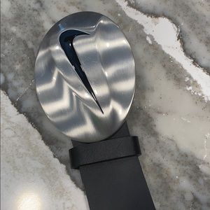 Nike belt